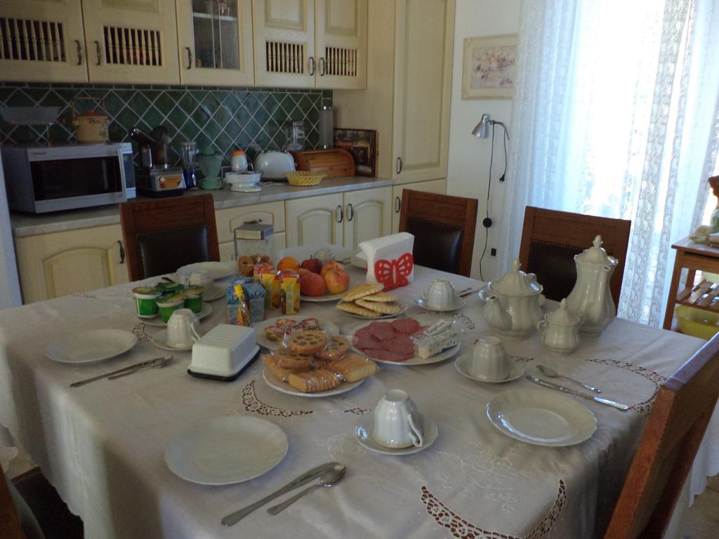 Il Tarlo Bed & Breakfast Seneghe ภายนอก รูปภาพ