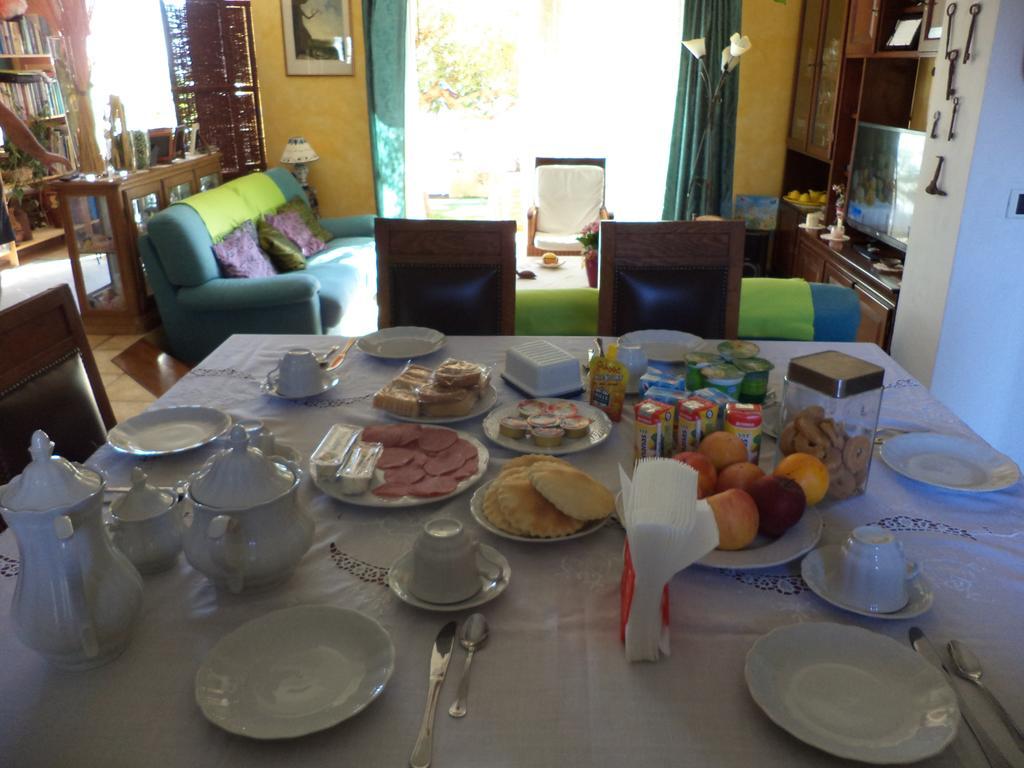 Il Tarlo Bed & Breakfast Seneghe ห้อง รูปภาพ